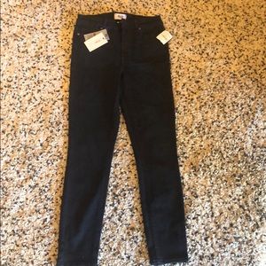 Brand New Paige skinny jeans